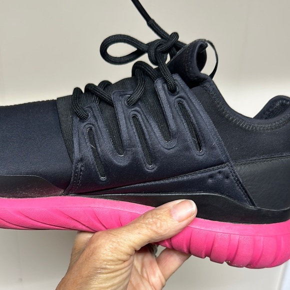 Adidas Tubular Radial Men's Shoes Core Black-Equipment Pink  s75393 like New - Picture 5 of 10
